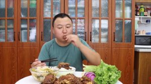 Невероятно вкусная тушеная говядина, которая идеально сочетается с рисом!