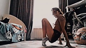 разминка стоп. Учу всех правильно разминать стопы. Пожалуйста подпишитесь:)