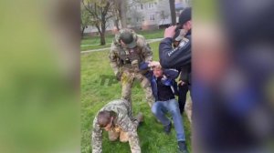 На Украине житель Ровненской области расстрелял из автомата сотрудников ТЦК.