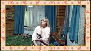 ЭТА ПАРАЗИТКА ОБОДРАЛА ВСЕ ОБОИ!1