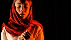 Не_воюйте_с_Русскими!_Подвиг_солдата_в_бою._Стихотворение читает девушка. Стих к 9 Мая.