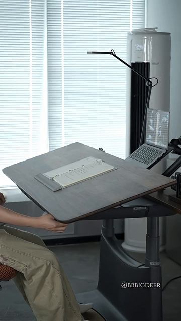 Not Just A Desk — It’s A Lifestyle Upgrade.#UPONDesk #UFOU #standingdesk