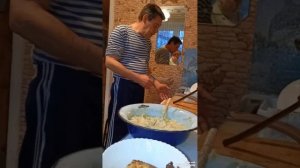 1 МАЯ ДЕНЬ ТРУДЯЩИХСЯ 1 СЕРИЯ
