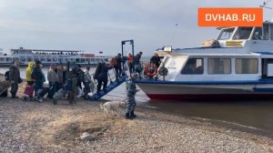 Теплоходы для дачников начали курсировать по Амуру