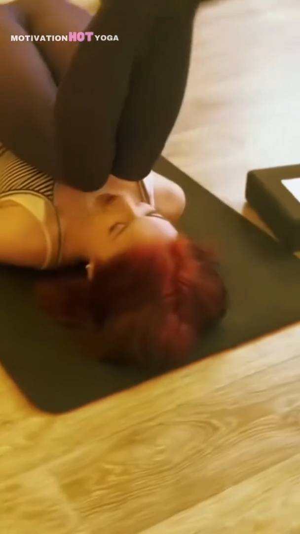 Back yoga hip Stretching Normally