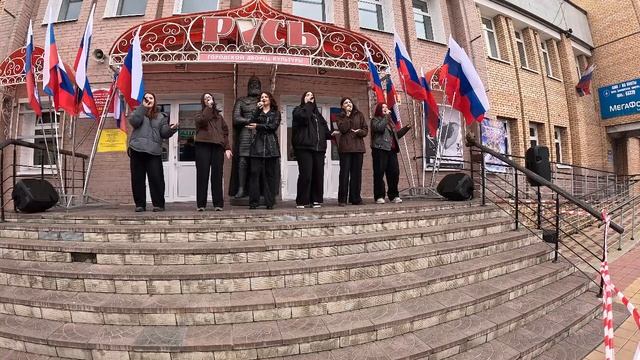 Концерт 1 мая Праздник Весны и Труда 2026 смотреть онлайн