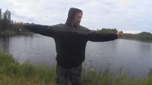 ДЛИННАЯ УДОЧКА!СПИНИНГ!ДЕД МУХАМОР ПОКАЗЫВАЕТ КЛЁВЫЕ МЕСТА! ЛОВИМ ДЕДУ НА УХУ!
