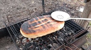Мой бизнес. Лепёшку с сыром на мангале - мы разогрели её Сами