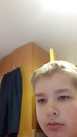 прибираюсь и отвечаю на вопросы