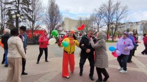 Куст малины..... 01.05.26.