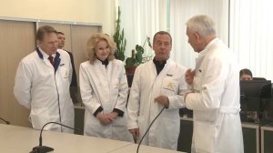 Осмотр отделений Национального медицинского исследовательского центра имени В.А. Алмазова