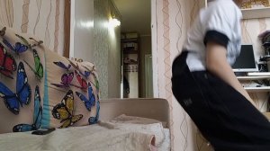 на меня охотится моя 2 личность!!?!)🥶