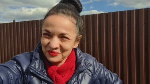 Едем на участок! Наши огородные дела! Сажаем клубнику! Собираем грядки!