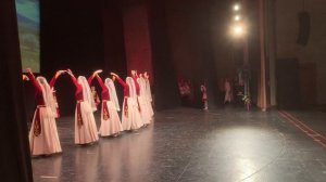 Армянский танец ансамбль школьные годы (26.04.26)