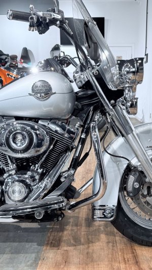 2010 HD Road King ABS Gray Pearl (VIN *5HD*2212*)