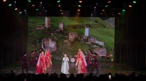 Айна Алиева представила на сцене Липецкого театра песню «Моя Ингушетия»