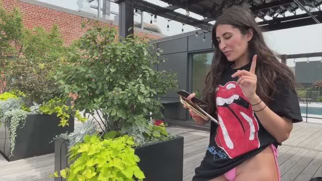 Bikini Poolside Monday БАЗАР ВОКЗАЛ В БИКИНИ 2