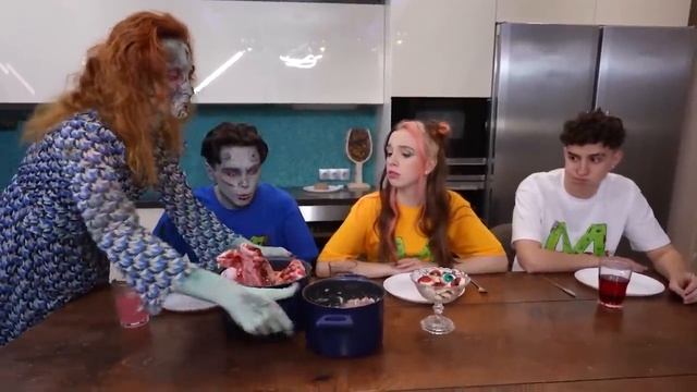 ЗОМБИ Стала Нашей НЯНЕЙ ! Влад Бумага А4 Видео Влада Влад а4 Бумага а4 А 4