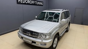 TOYOTA LAND CRUISER 100