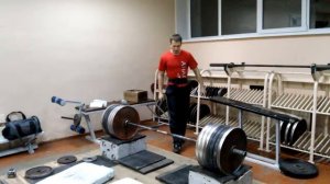 Дотяги с плинтов 250 кг _ тренировка в зале _ с