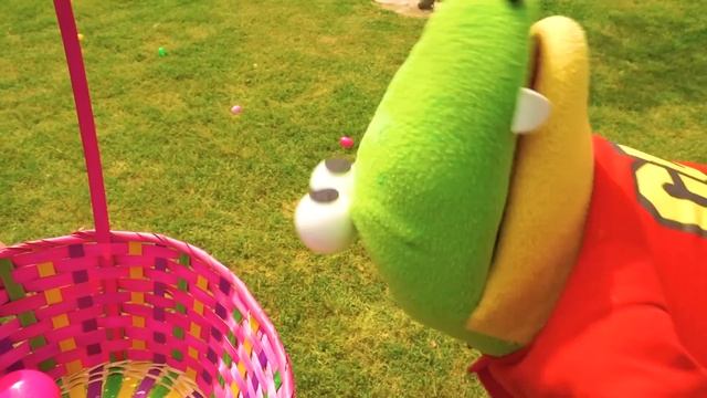 BEST Hide and Seek Games at the Playground and on Roblox with Gus the Gummy Gator!