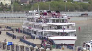 В Уфу прибыл четырехпалубный теплоход «Александр Пушкин»