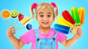 Алиса учит разные цвета с помощью слайма. Подпишитесь пожалуйста!
