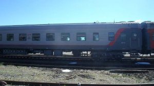 Тепловоз ТЭП 70 с поездом Москва-Калининград