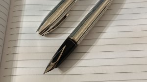 Перьевая ручка Sheaffer Legacy Heritage Sterling Silver