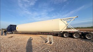 КАК ВЫЖИВАЕТ НЕМОЛОДОЙ БУРЯТ НА ЗАГНИВАЮЩЕМ ЗАПАДЕ. Трейлер LOWBOY EXTENDABLE на PETERBILT