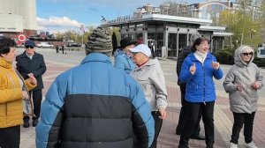 На дискотеке в школе... 01.05.26...