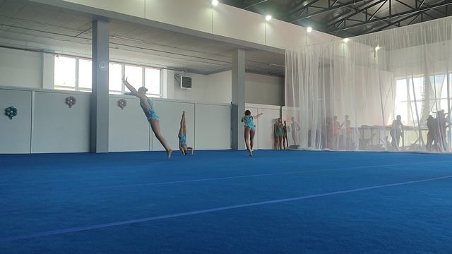 ТР 3 спортивный, Андреева - Закеева - Латыпова, КСШОР, Балансовое упражнение