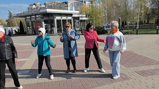 Дискотека начинается... 02.05.26... смотреть онлайн