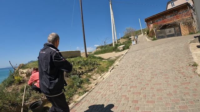 Начало пути от набережной Орджоникидзе к горе Джан-Кутаран