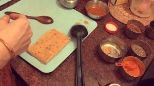 ДХОКАР ДАЛНА - бенгальское сабджи из картофеля и гороха