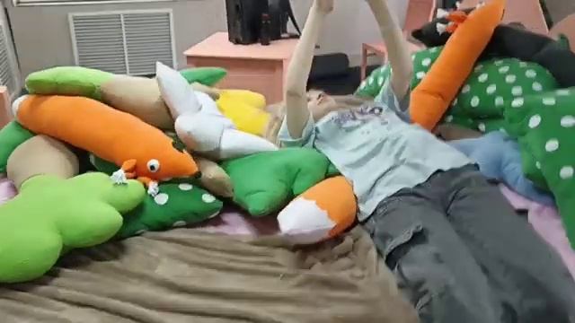 Мы расПОРОЛИ ИГРУШКИ и сделали ПЛАСТИКУ мышке