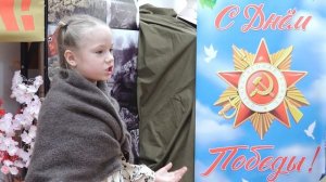 Стихотворение Л.Тасси «Оборванного мишку утешала» читает Санчук Екатерина