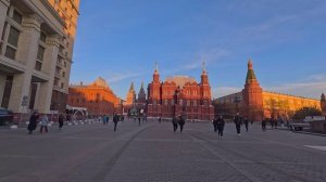Москва живая жизнь города прогулка по улицам и повседневной атмосфере