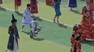 Робот каратист.