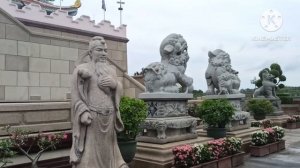 ТАЙЛАНД. ПАТТАЙЯ.  КИТАЙСКИЙ ХРАМ ВИХАРНРА СИЕН. ТЕРРИТОРИЯ ХРАМА.