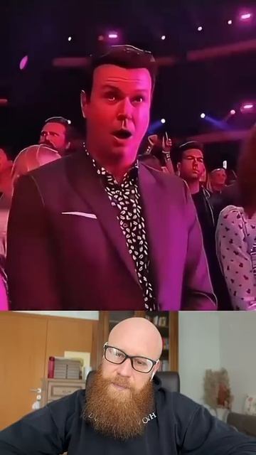 ✔