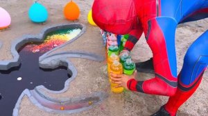 Big Toothpaste Eruption from a Giant Lobster Pit, Balloons of Coca Cola, 7Up, Fanta, Soda and Mentos