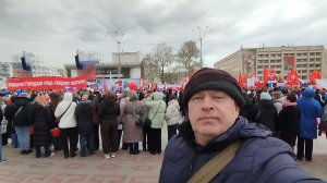 Геннадий Горин на площади, площадь Ленина в Праздник Весны и Труда. Город Орёл, 1 мая 2026 года