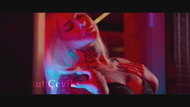 ᗪᒍ ᑌᗰᑌT ÇEᐯIK - ᖴIESTᗩ ( ᑕᒪᑌᗷ ᖇEᗰI᙭ )