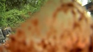 Подборка самых опасных и нелепых ошибок рабочих, запечатленных на камеру: провалы и победы.