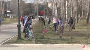 В Ревде устроили генеральную уборку парка Победы