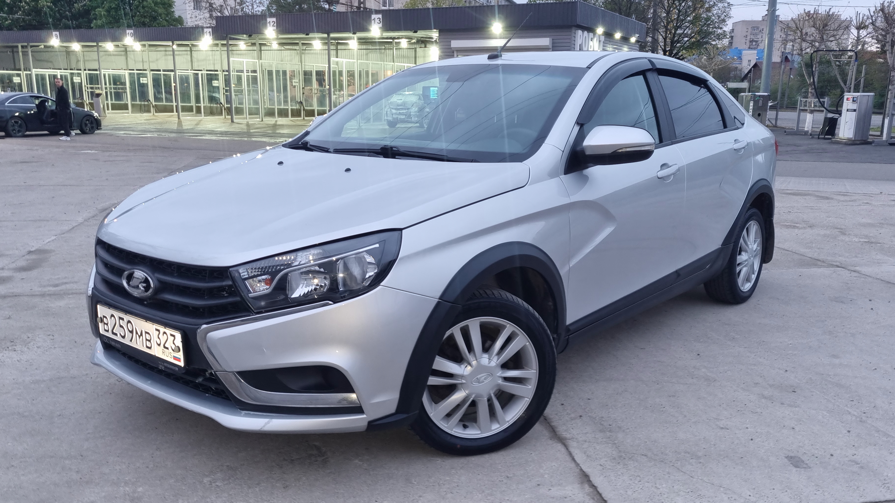 Lada Vesta 2019г 1.6 АМТ смотреть онлайн