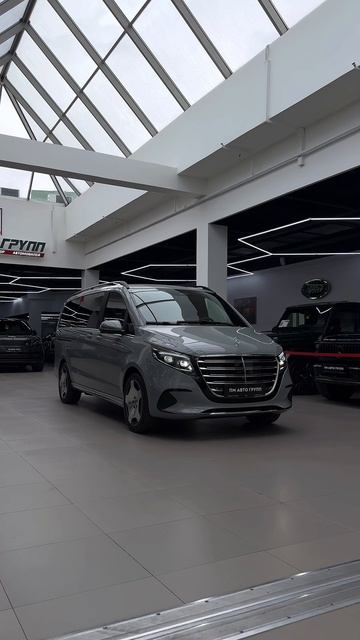 Новое поступление из Германии! Mercedes V-class Long уже в продаже
