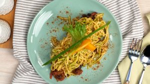 Спагетти из маринованных кабачков
