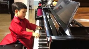 ЭВАН ЛИ  ( 5 лет )✨ исп. песню вьетнамского композитора Чинь Конг Шон Diễm Xưa